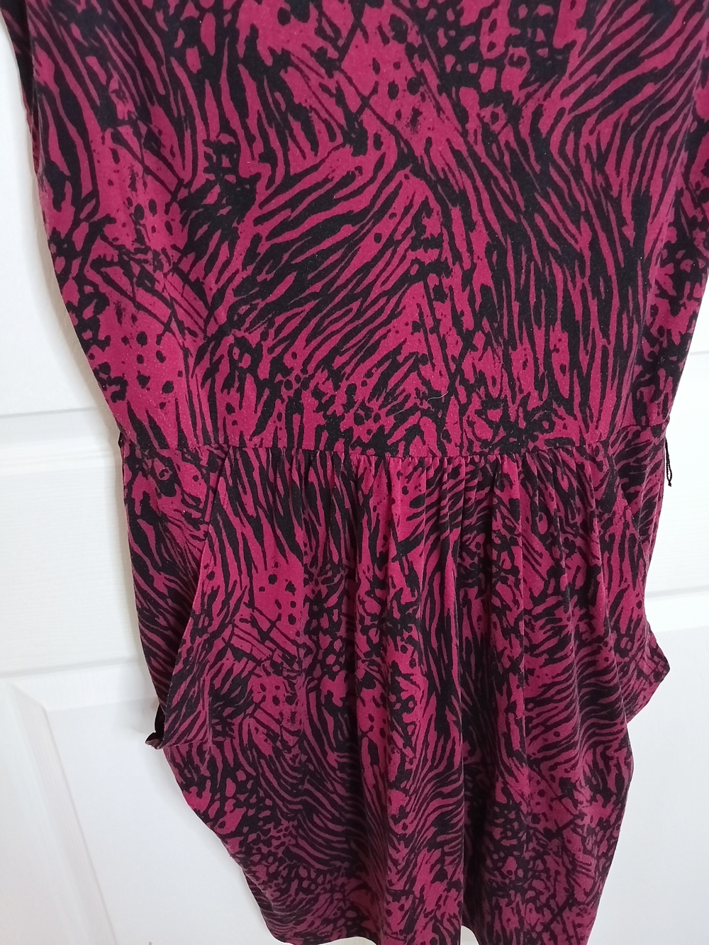 Miss Tina Tunic Top Women L Red Good Zebra Print V-Neck Pockets Wrap Front - Picture 5 of 6